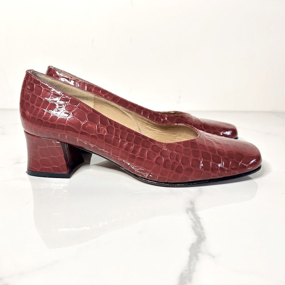 IMAGINE Embossed Red Leather Pumps Block Heel size 8 /EU 38.5 Crocodile